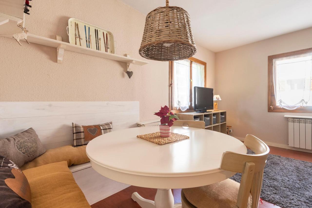 Musales ☆ Apartamento Para 4 Personas Con Ascensor Apartment Sallent de Gállego Exterior foto