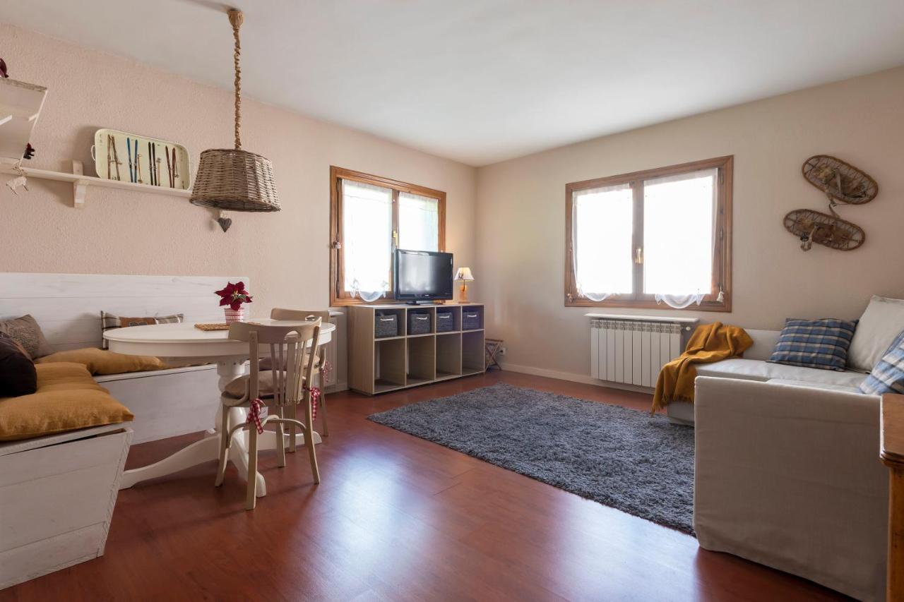 Musales ☆ Apartamento Para 4 Personas Con Ascensor Apartment Sallent de Gállego Exterior foto